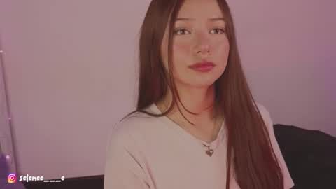 selene online show from February 19, 2025, 2:12 am