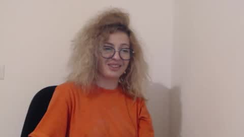 Snapshot of selenna_emma843468 chatting on November 8, 2025, 2:50 pm Selenna online show from November 8, 2025, 2:50 pm