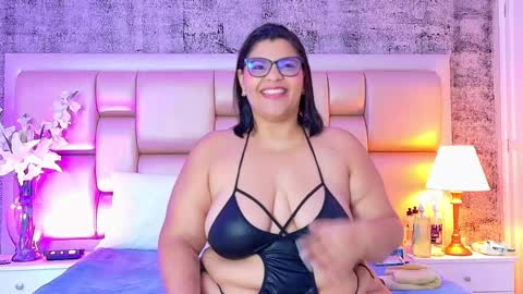 Snapshot of selennacooper chatting on June 2, 2026, 11:56 am Selenna Cooper online show from June 2, 2026, 11:56 am
