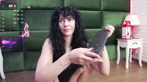 Snapshot of selensummer chatting on September 28, 2025, 4:07 am Selen online show from September 28, 2025, 4:07 am