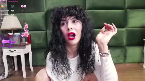 Snapshot of selensummer chatting on October 11, 2025, 7:01 pm Selen online show from October 11, 2025, 7:01 pm