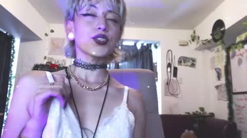 Ask me online show from December 23, 2024, 4:06 pm