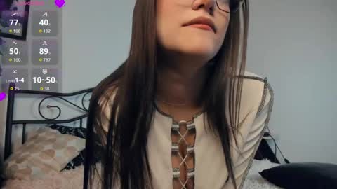 Julia online show from May 29, 2026, 7:17 am
