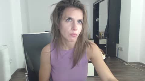 sellena_angels online show from January 15, 2025, 6:40 pm