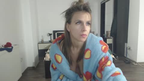 sellena_angels online show from January 16, 2025, 10:12 pm