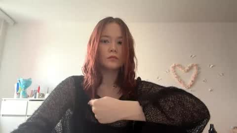 Lily online show from May 1, 2026, 9:47 am