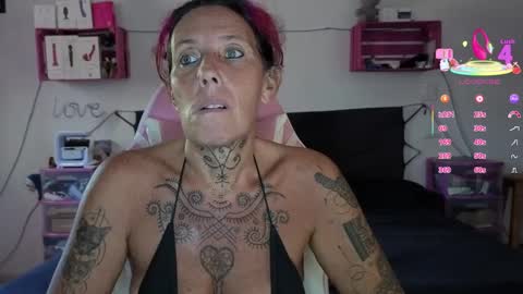 Selvaggia Del Caribe online show from September 25, 2025, 4:21 pm