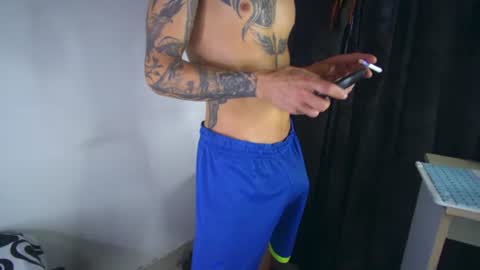 sem_alas online show from November 16, 2025, 8:58 pm