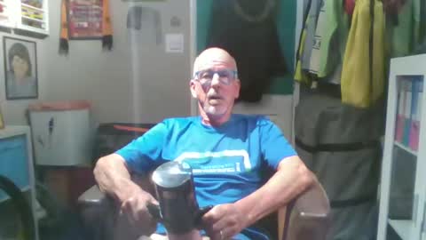 Snapshot of semajstretsa chatting on May 2, 2026, 11:43 pm frederick online show from May 2, 2026, 11:43 pm