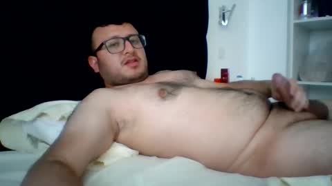 sementalpajero online show from January 4, 2025, 12:38 pm