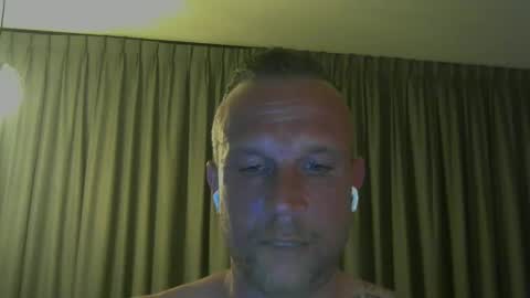 Snapshot of sence08 chatting on March 20, 2026, 10:14 pm sence08 online show from March 20, 2026, 10:14 pm