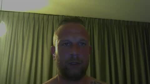 Snapshot of sence08 chatting on April 4, 2026, 8:50 pm sence08 online show from April 4, 2026, 8:50 pm