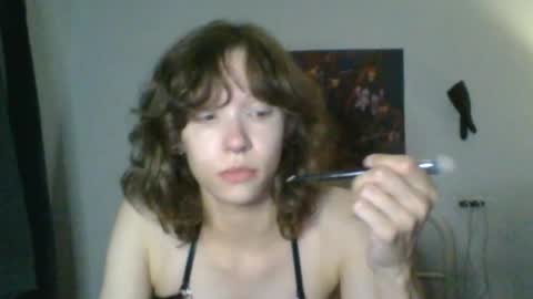 goddess esme  online show from September 19, 2025, 11:27 pm