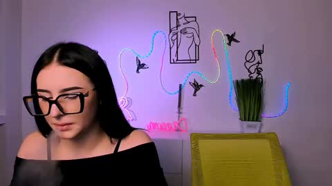 Sendi online show from December 20, 2025, 7:21 pm