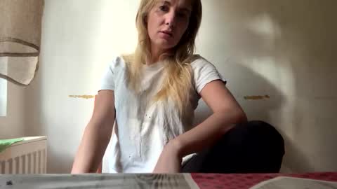 Sennya online show from November 5, 2025, 11:32 am