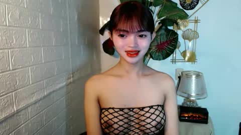 sensational_yeng online show from June 7, 2026, 4:33 pm