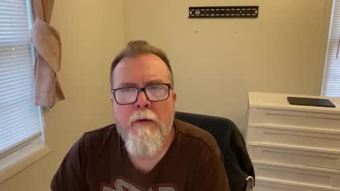 Snapshot of sensatyr chatting on December 4, 2024, 2:26 pm Daddy Dave online show from December 4, 2024, 2:26 pm