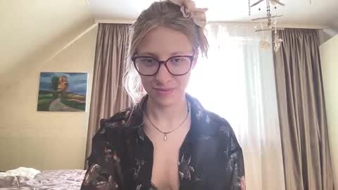 senseinner online show from September 24, 2025, 12:52 pm