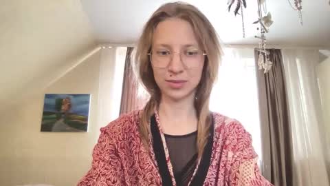 senseinner online show from October 4, 2025, 12:47 pm