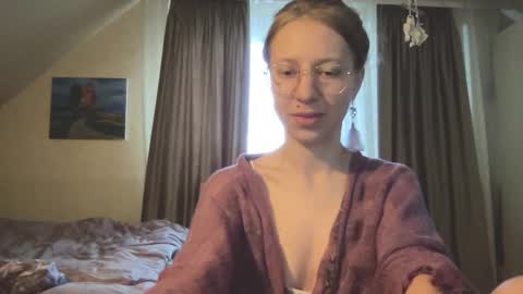 senseinner online show from October 7, 2025, 5:26 am