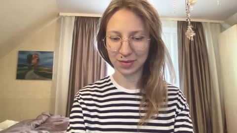 senseinner online show from October 22, 2025, 7:41 am