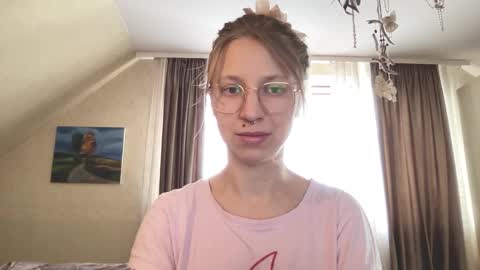 senseinner online show from November 5, 2025, 9:20 am