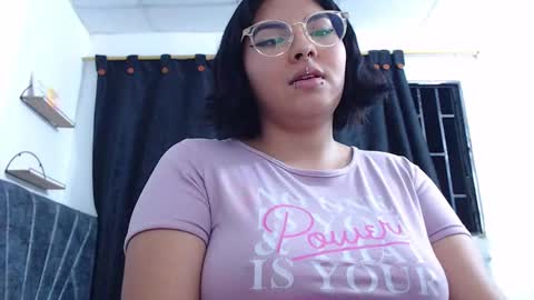 Camille and sophie online show from December 2, 2024, 12:41 am