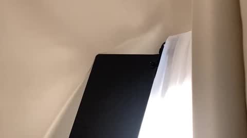 Gia online show from October 8, 2025, 3:42 pm