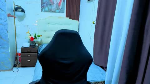 sensual_goergia online show from November 24, 2025, 4:23 am