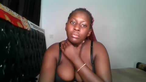 Snapshot of sensual_ria chatting on June 8, 2026, 5:08 am sensual_ria online show from June 8, 2026, 5:08 am