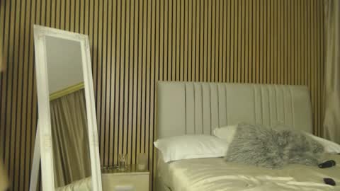 Hallie online show from February 26, 2026, 5:12 pm