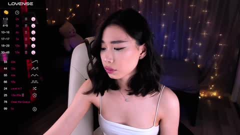 Kiki online show from January 18, 2025, 6:43 pm