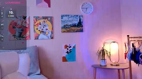 sensuallucy233 online show from November 7, 2025, 8:36 am