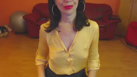 Snapshot of sensualmyra chatting on February 23, 2025, 7:22 am sensualmyra online show from February 23, 2025, 7:22 am