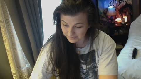 Snapshot of sentfrmheaven chatting on January 4, 2025, 3:39 pm Tara online show from January 4, 2025, 3:39 pm