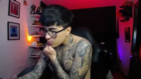 Seong online show from October 21, 2025, 7:20 am