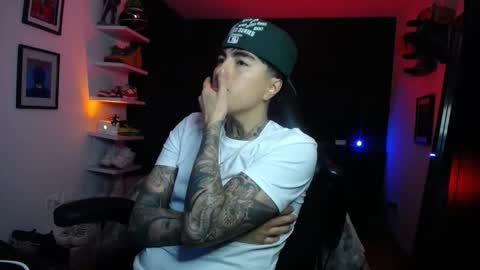 Seong online show from October 27, 2025, 1:31 am