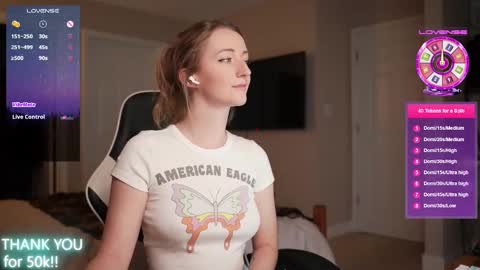 SeraLeeXXX online show from January 25, 2025, 8:31 pm