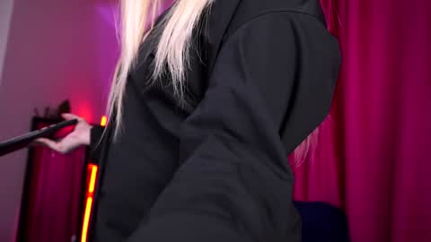 Snapshot of seraphicsin chatting on December 18, 2024, 5:26 am Seraphine online show from December 18, 2024, 5:26 am