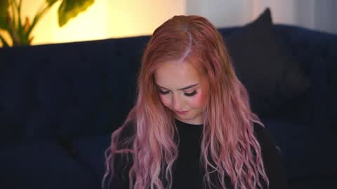 Snapshot of seraphicsin chatting on January 13, 2025, 2:11 pm Seraphine online show from January 13, 2025, 2:11 pm