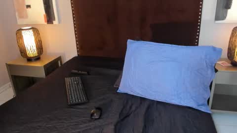 Seraphine star online show from March 13, 2026, 3:35 am