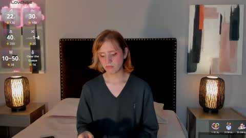 Seraphine star online show from April 12, 2026, 9:53 pm