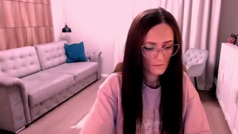 Serena online show from August 7, 2026, 10:17 am