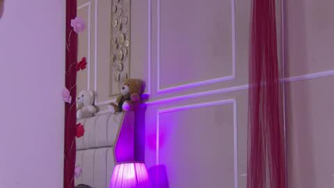 Snapshot of serena_bennet chatting on March 31, 2026, 11:10 am Serena online show from March 31, 2026, 11:10 am