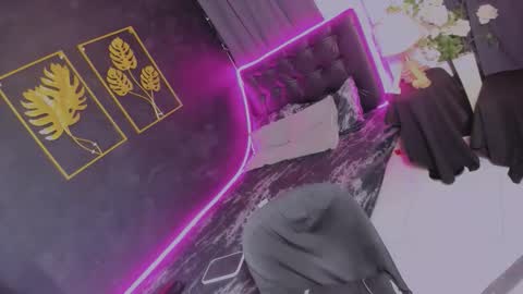 RED HARPER online show from November 25, 2025, 12:21 am