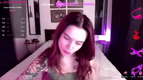 Snapshot of serenamilss chatting on July 28, 2026, 9:48 am serenamilss online show from July 28, 2026, 9:48 am