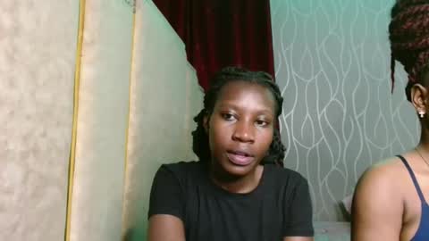 Serene online show from November 4, 2025, 10:53 pm