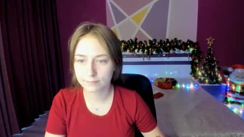 serenitywild online show from December 23, 2025, 6:33 am