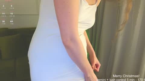 Hey Guys and Girls non-binary personalities  Im Sereta online show from December 24, 2024, 3:47 pm