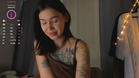 Ariana online show from October 8, 2025, 3:15 am